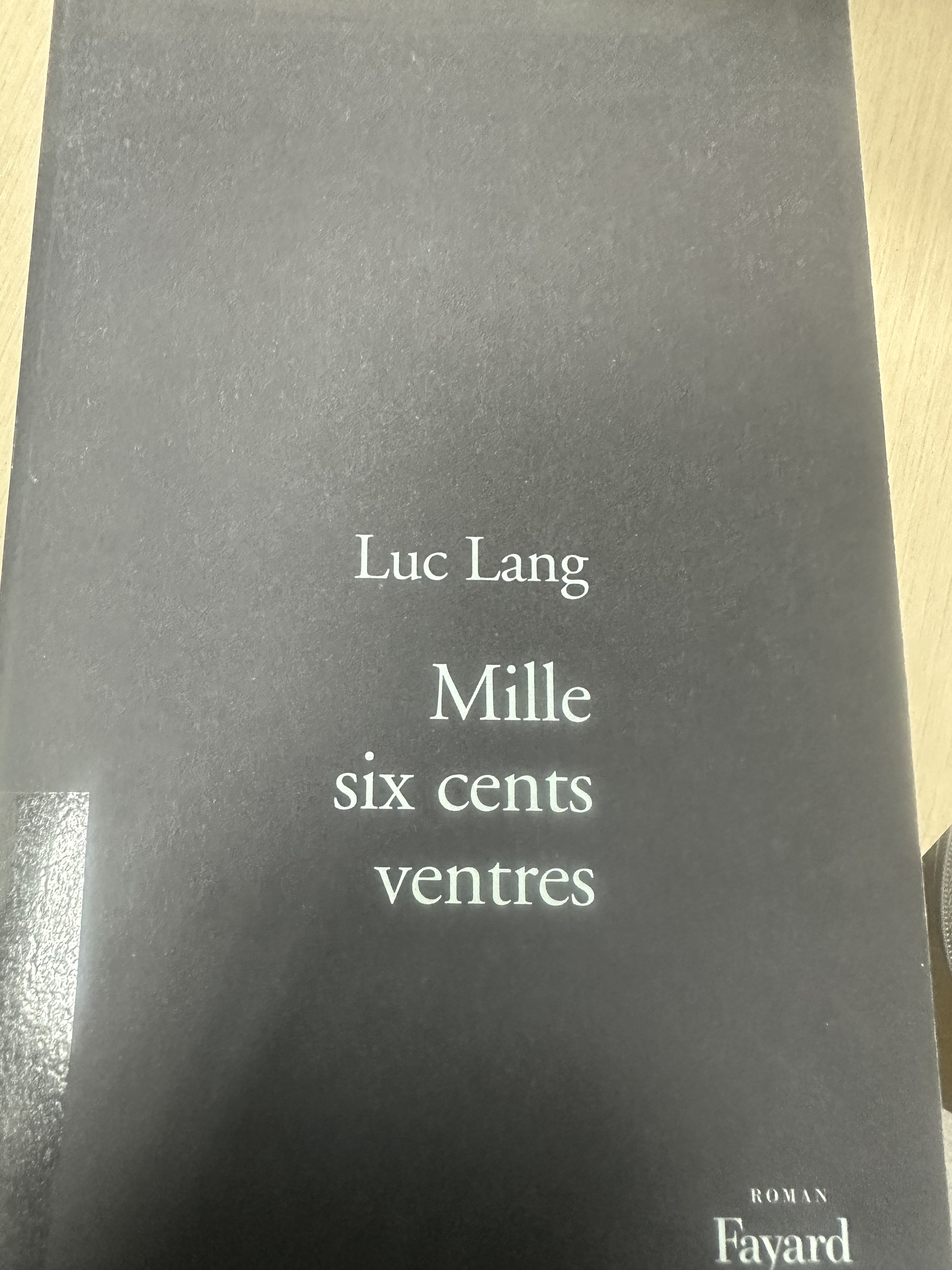 Mille six cents ventres - Click to enlarge picture.