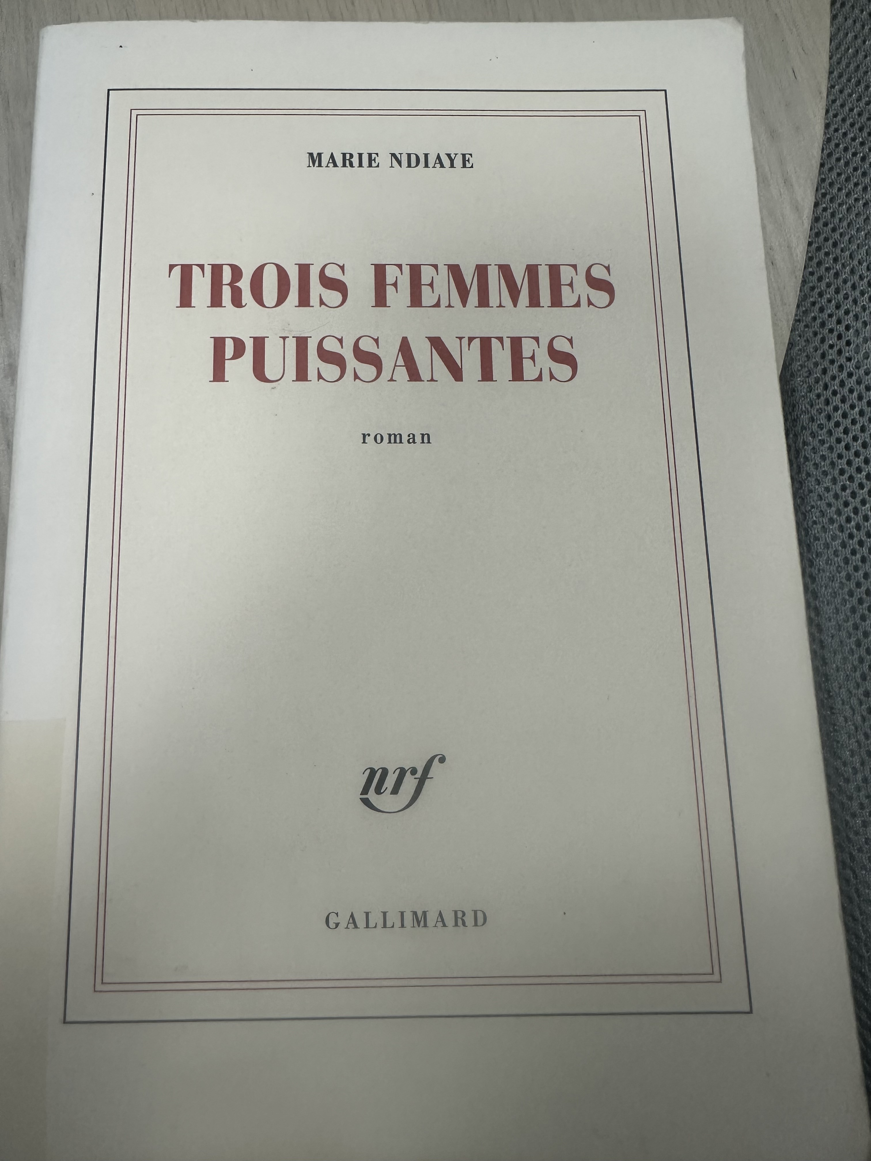 Trois femmes puissantes - Click to enlarge picture.