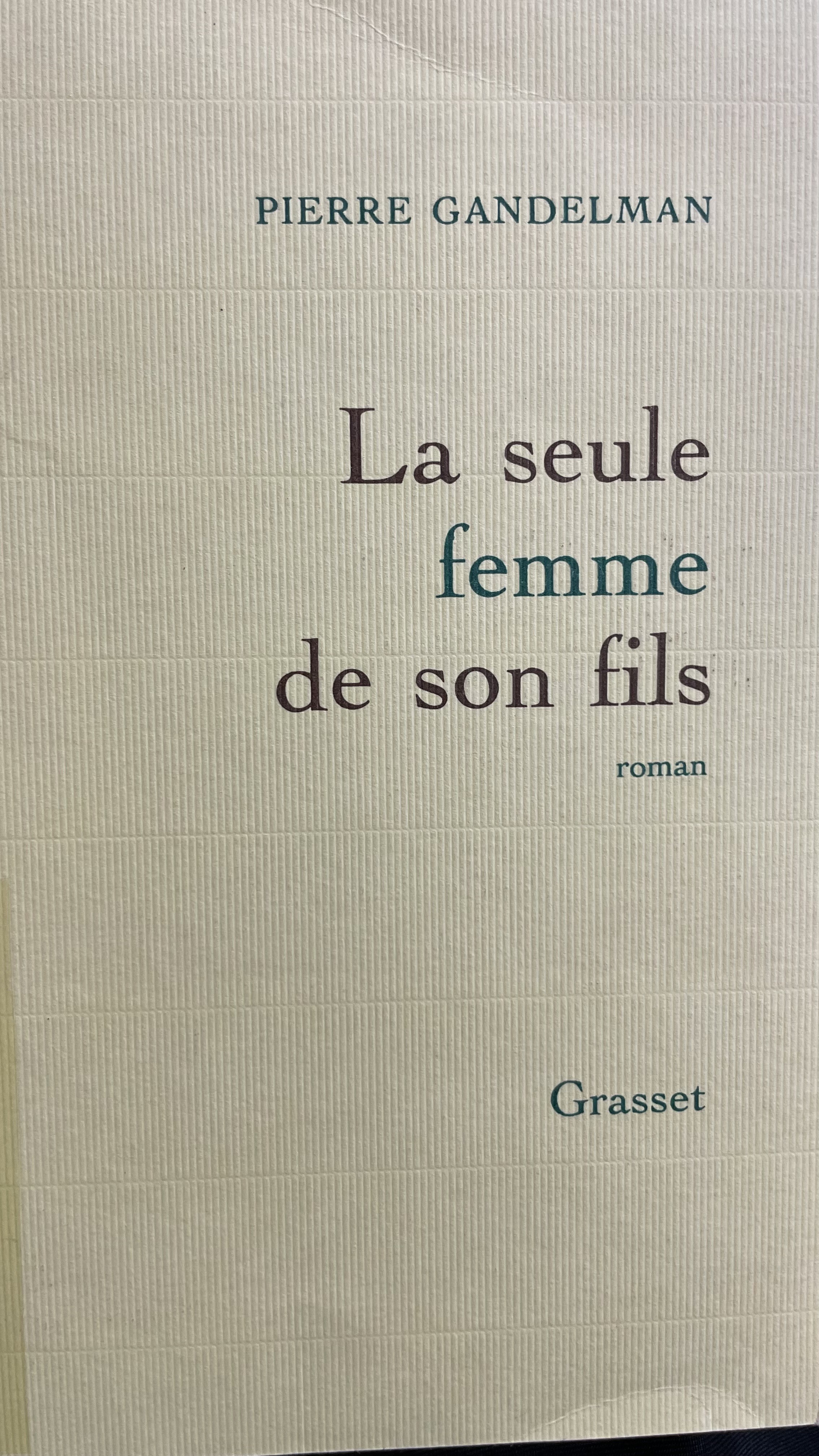 La seule femme de son fils - Click to enlarge picture.