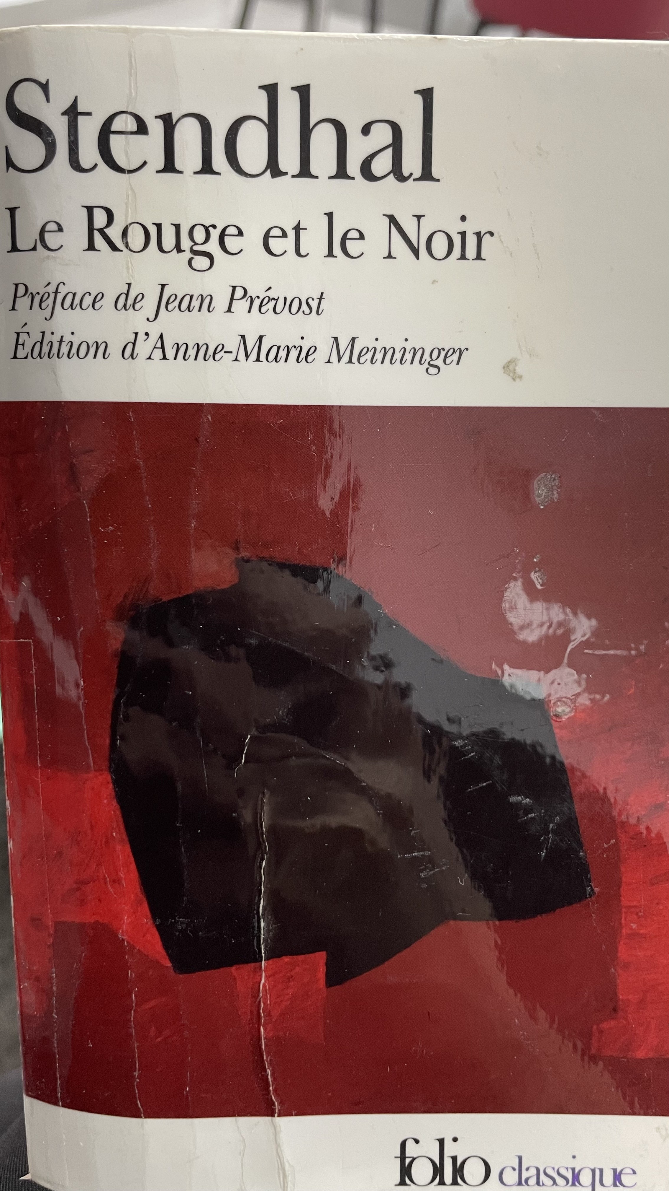 Le rouge et le noir - Click to enlarge picture.